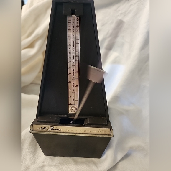 Vintage Seth Thomas Metronome 1104A Conductor Metronome Working brown wind-up - Picture 6 of 10